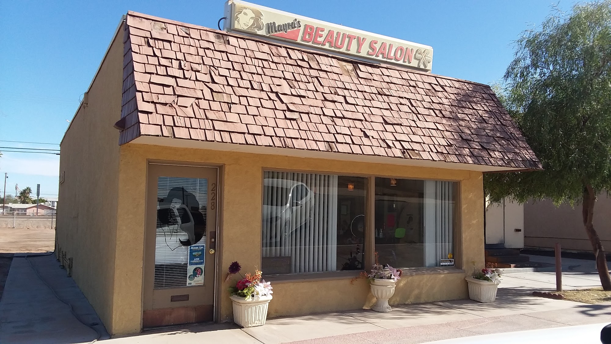 Mayra's Beauty Salon 509 S Imperial Ave, Imperial California 92251