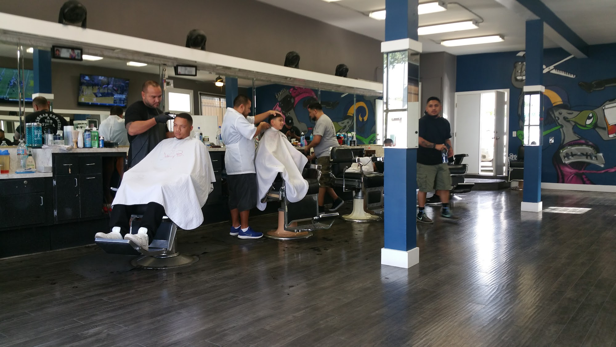 Headliners Barbershop