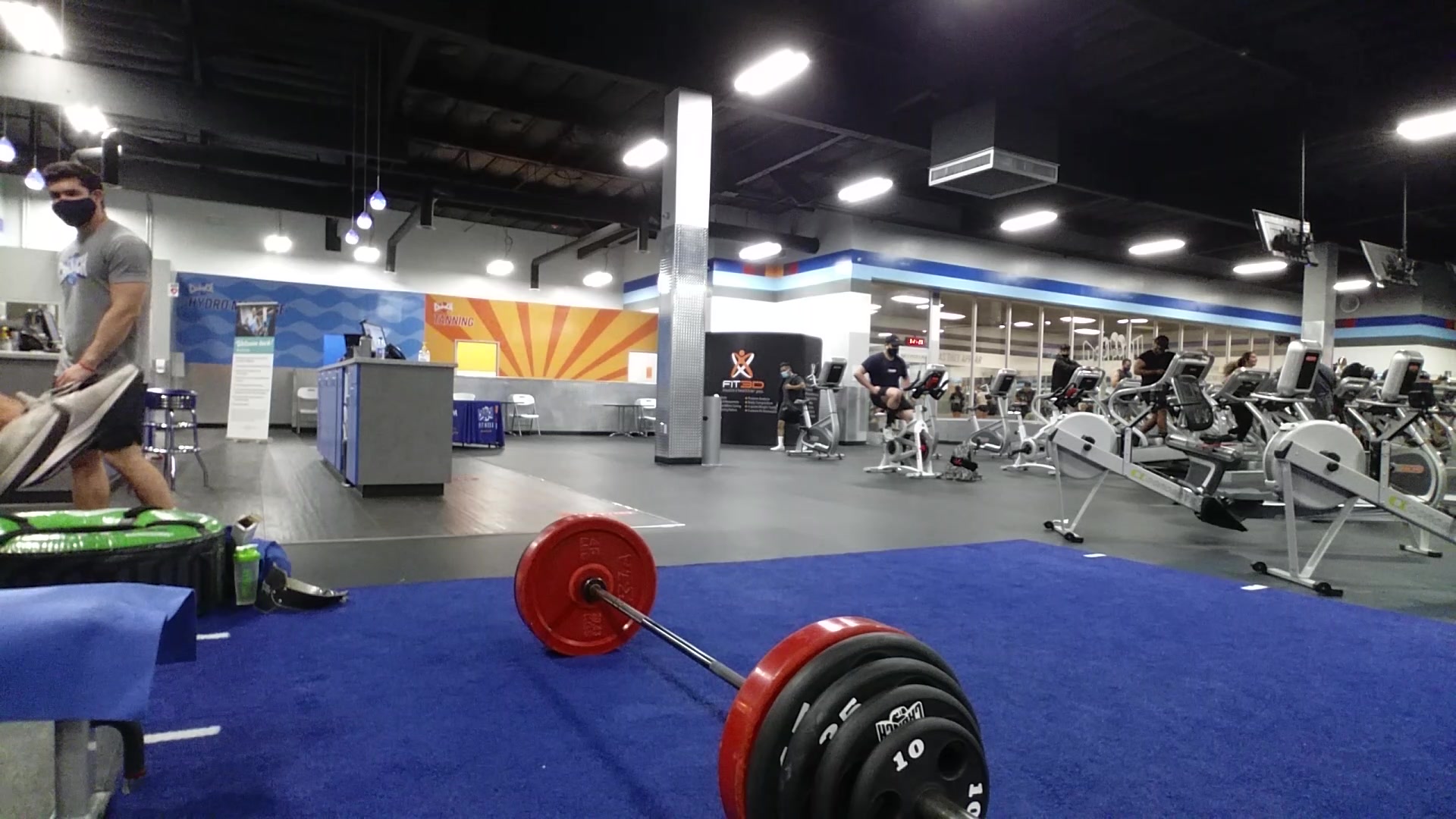 Crunch Fitness - La Mirada