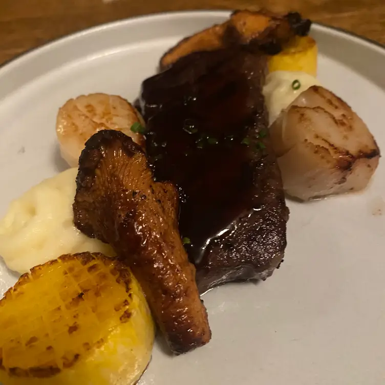 Photo credit: opentable