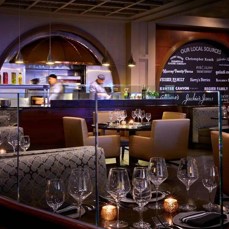 Photo credit: opentable