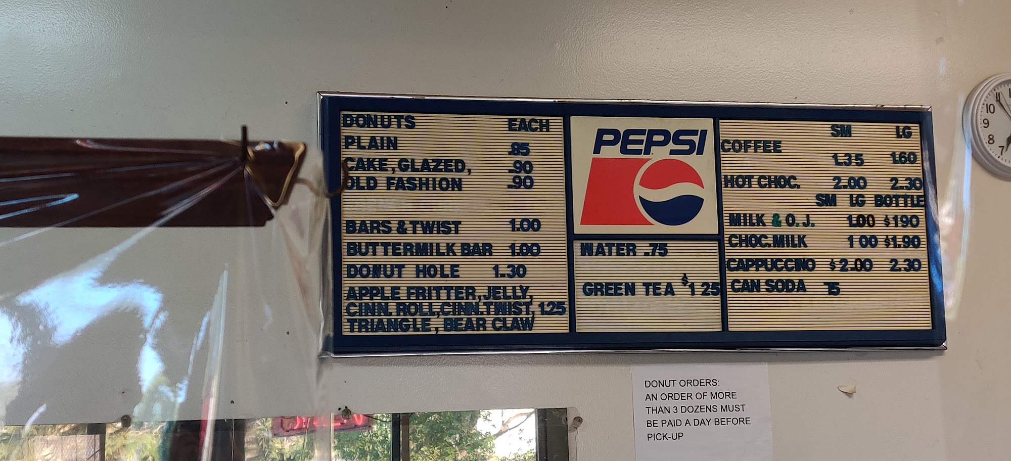 Hilltop Donut Shop Menu