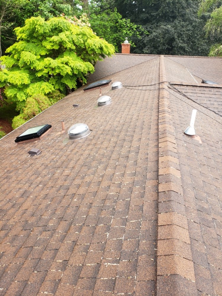 Diamond touch roof cleaning & repair 1465 Fernwood Dr, McKinleyville California 95519