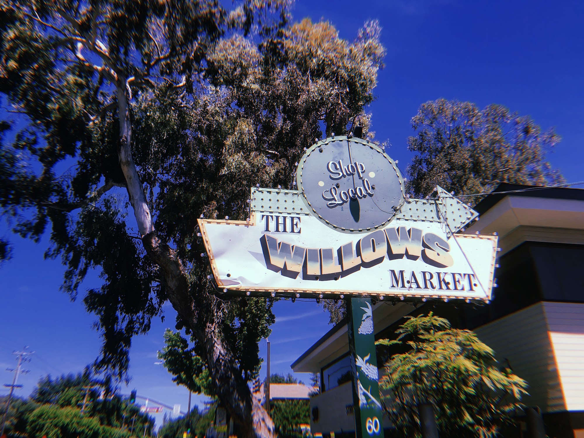 The Willows Market