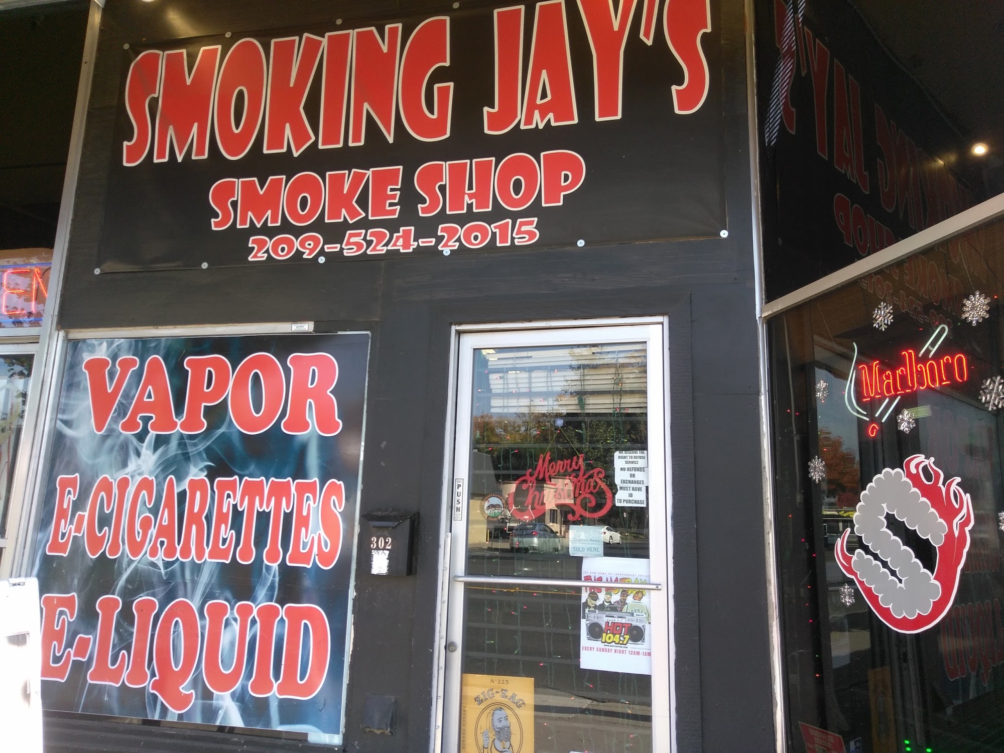 Smoking Jays