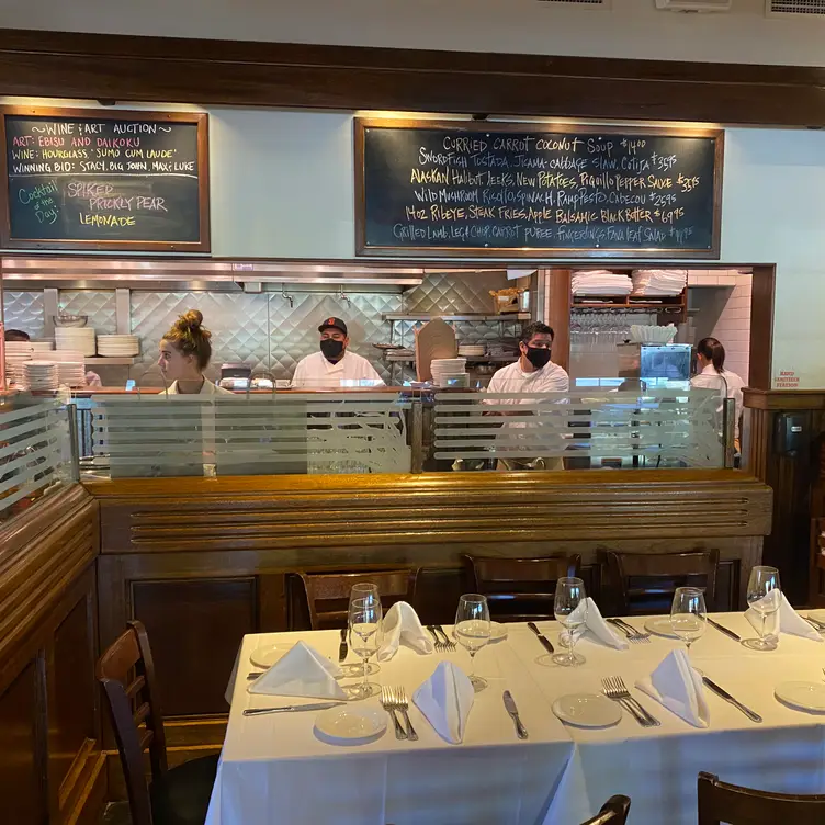 Photo credit: opentable