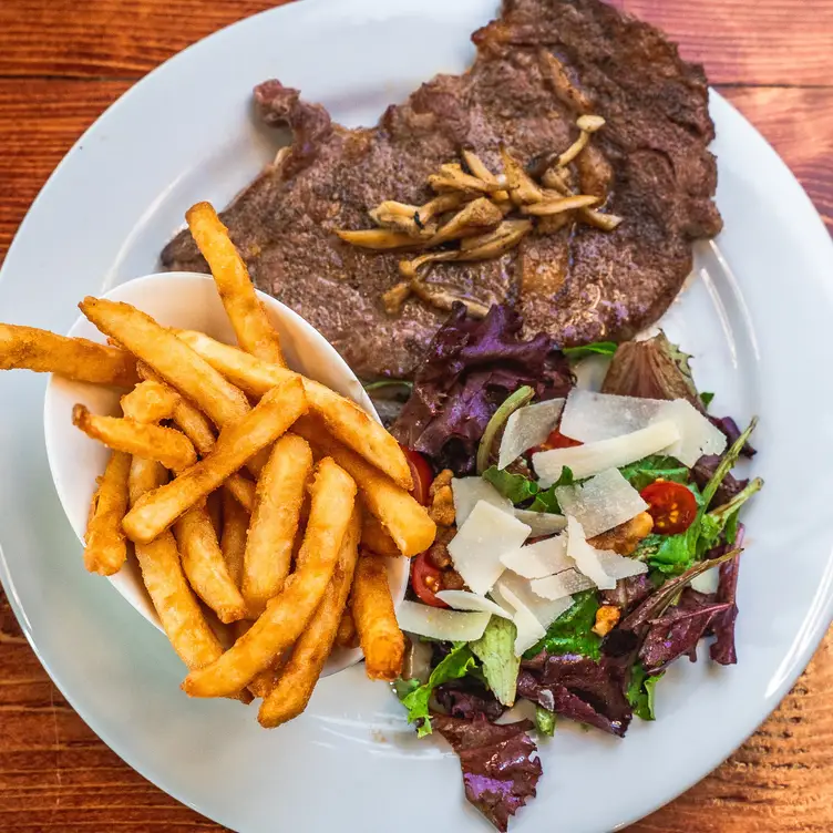 Photo credit: opentable