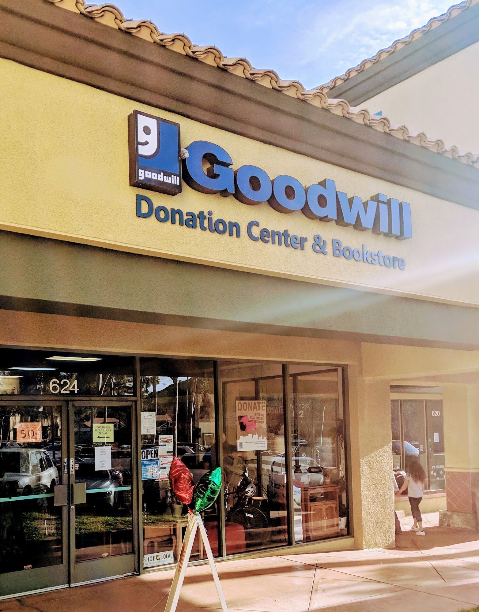 Goodwill Select Store and Donation Center - Oak Park