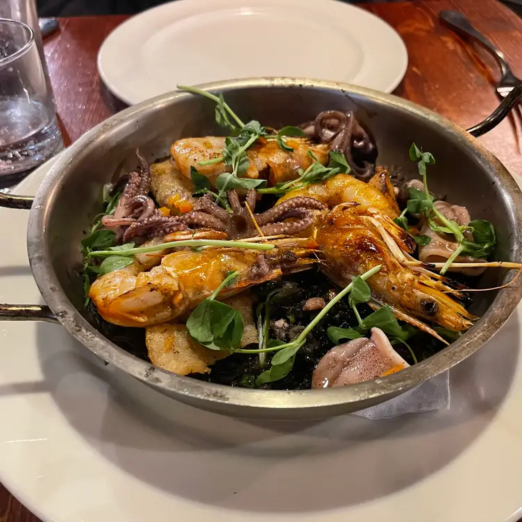 Photo credit: opentable