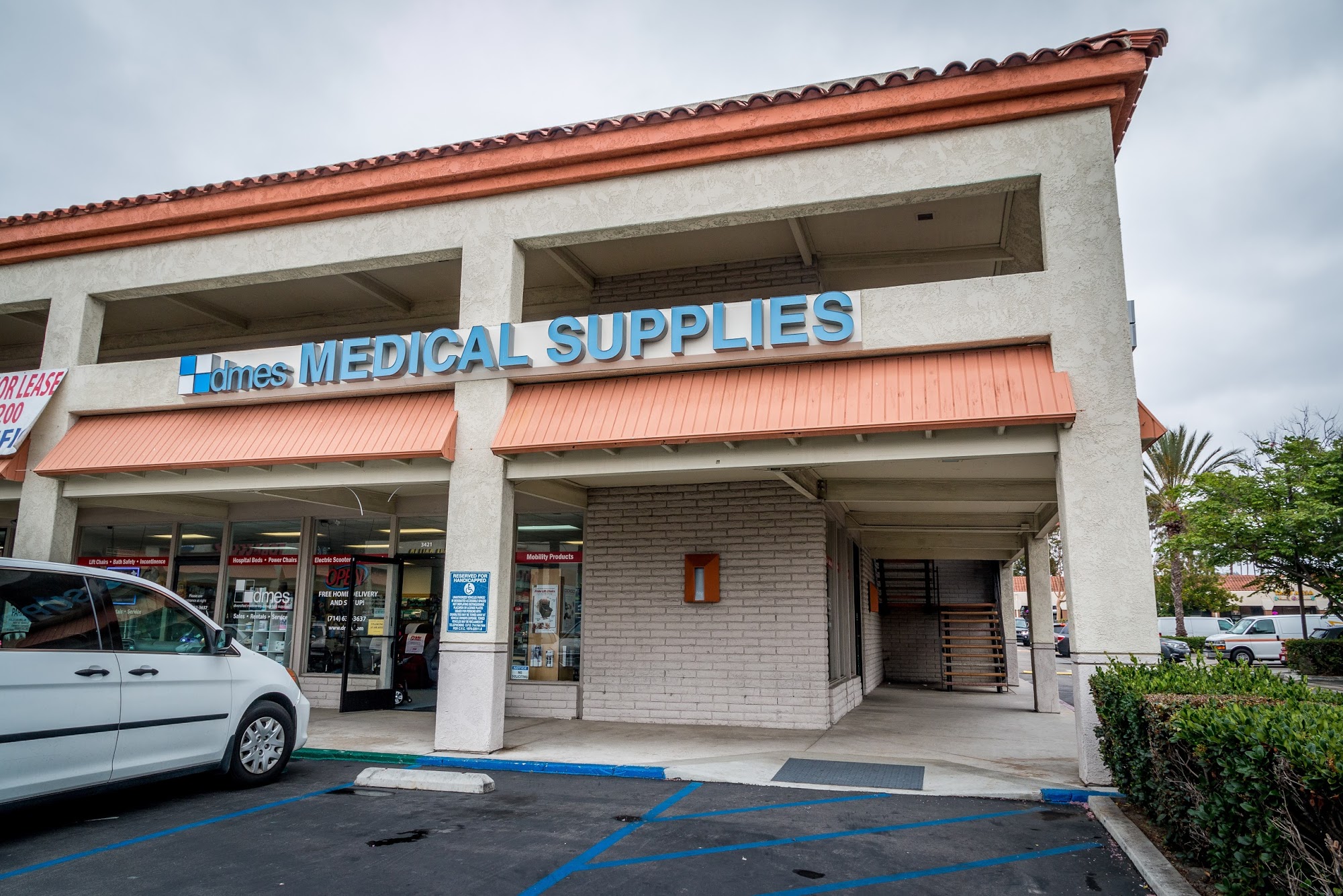 DMES Medical Supply Store Orange
