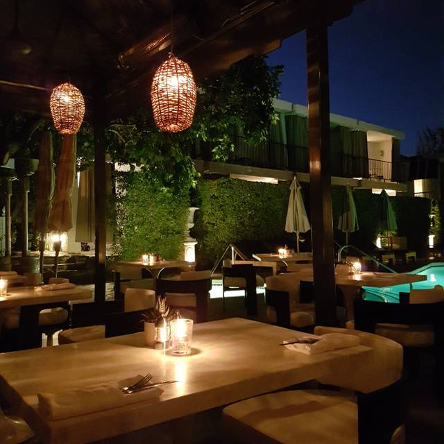 Photo credit: opentable