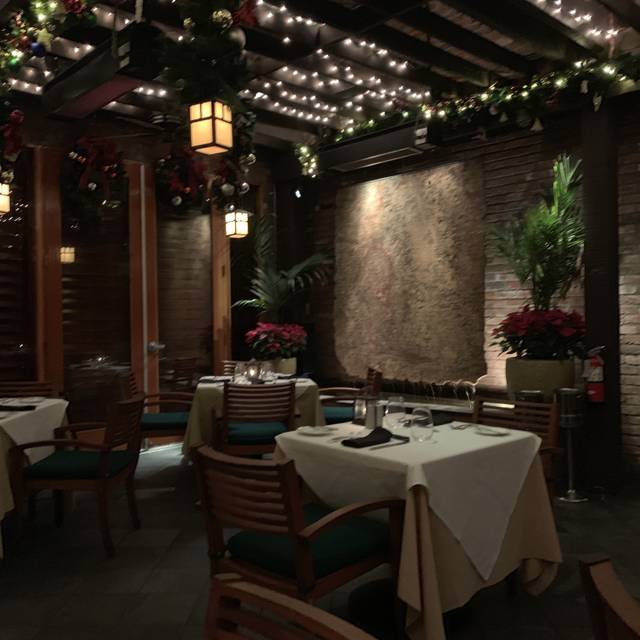 Photo credit: opentable