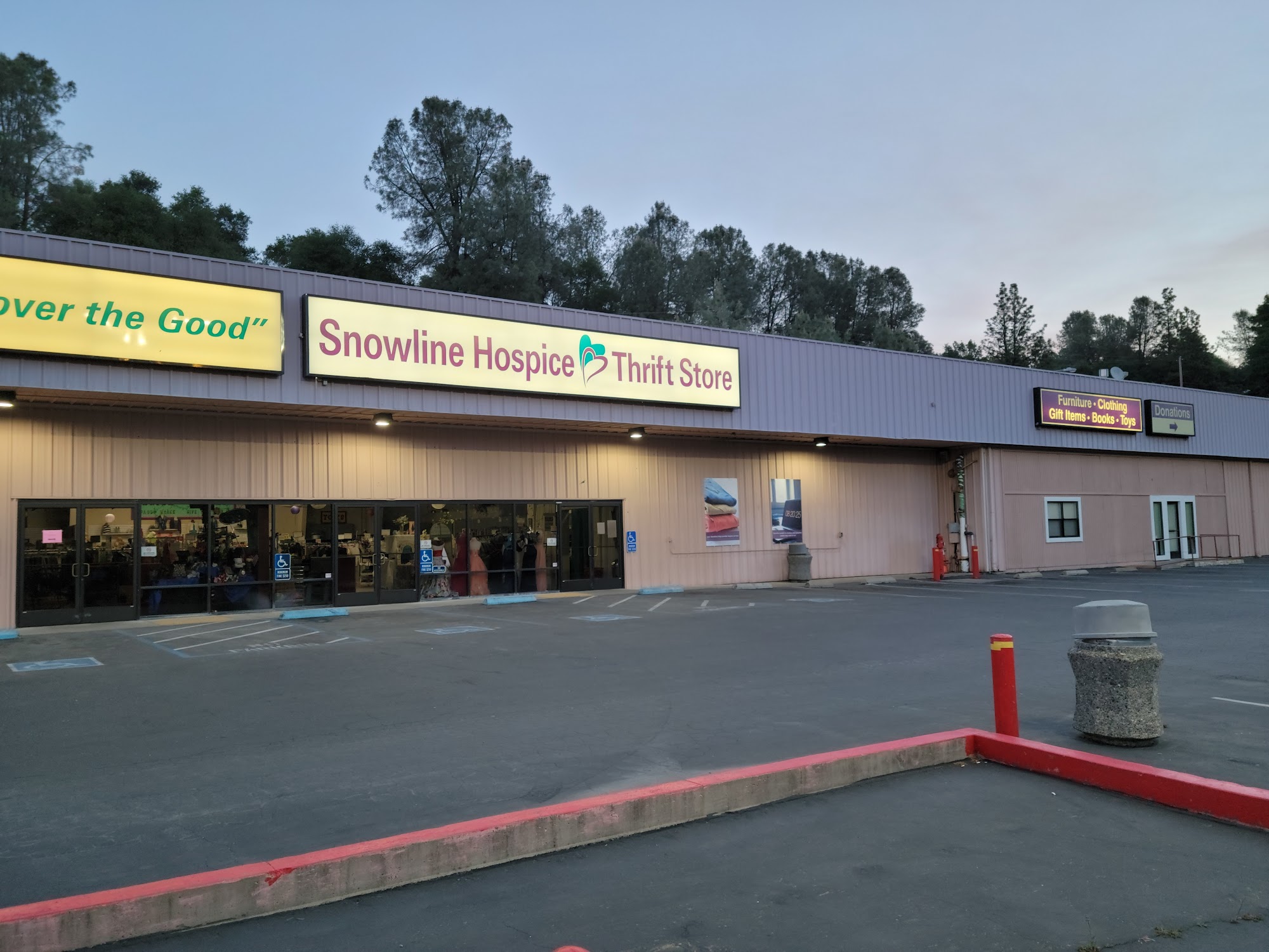 Snowline Hospice Thrift Store