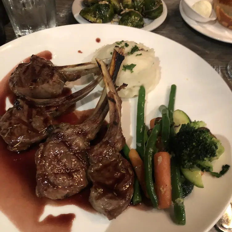 Photo credit: opentable