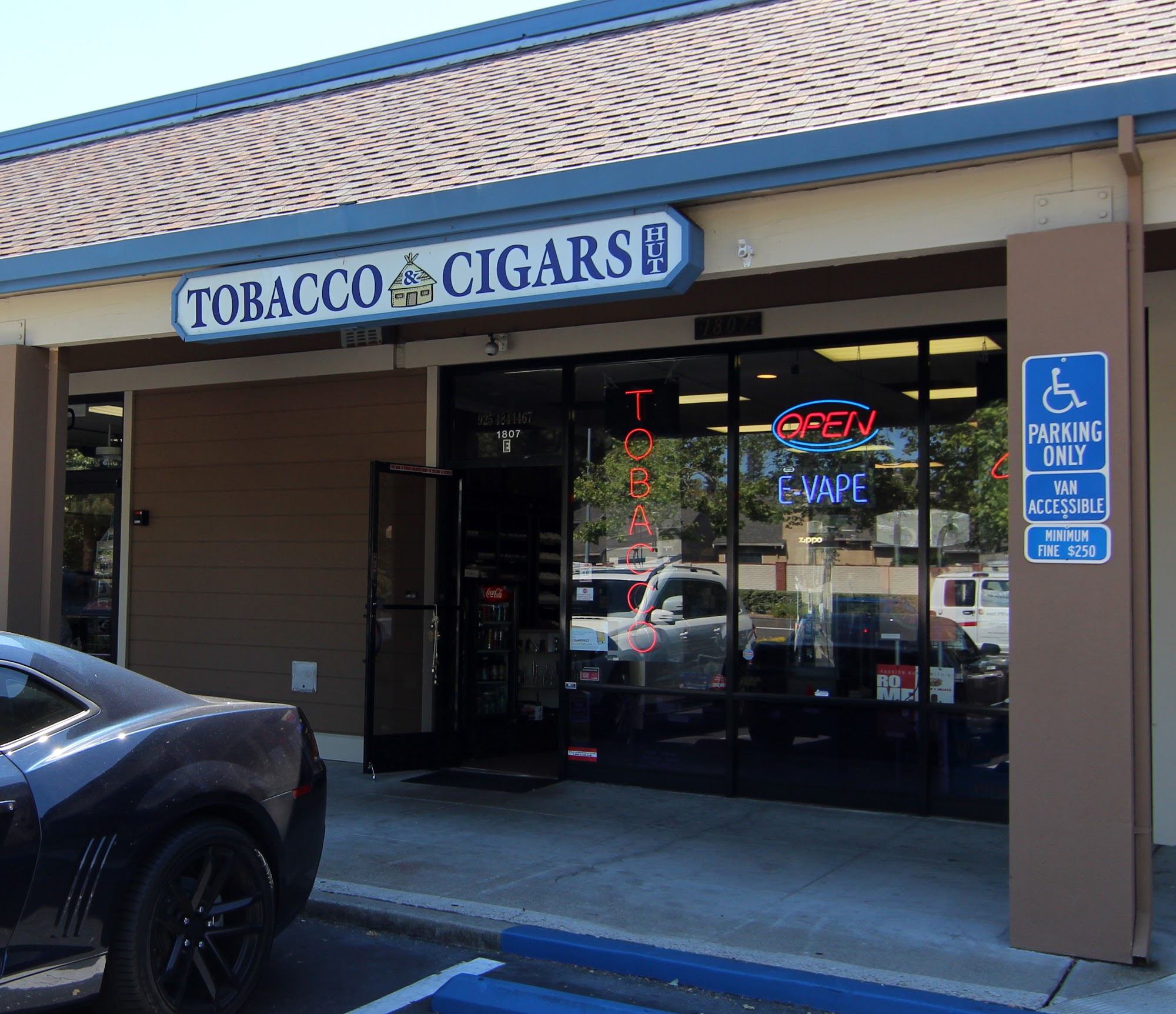Cigars Tobacco Hut