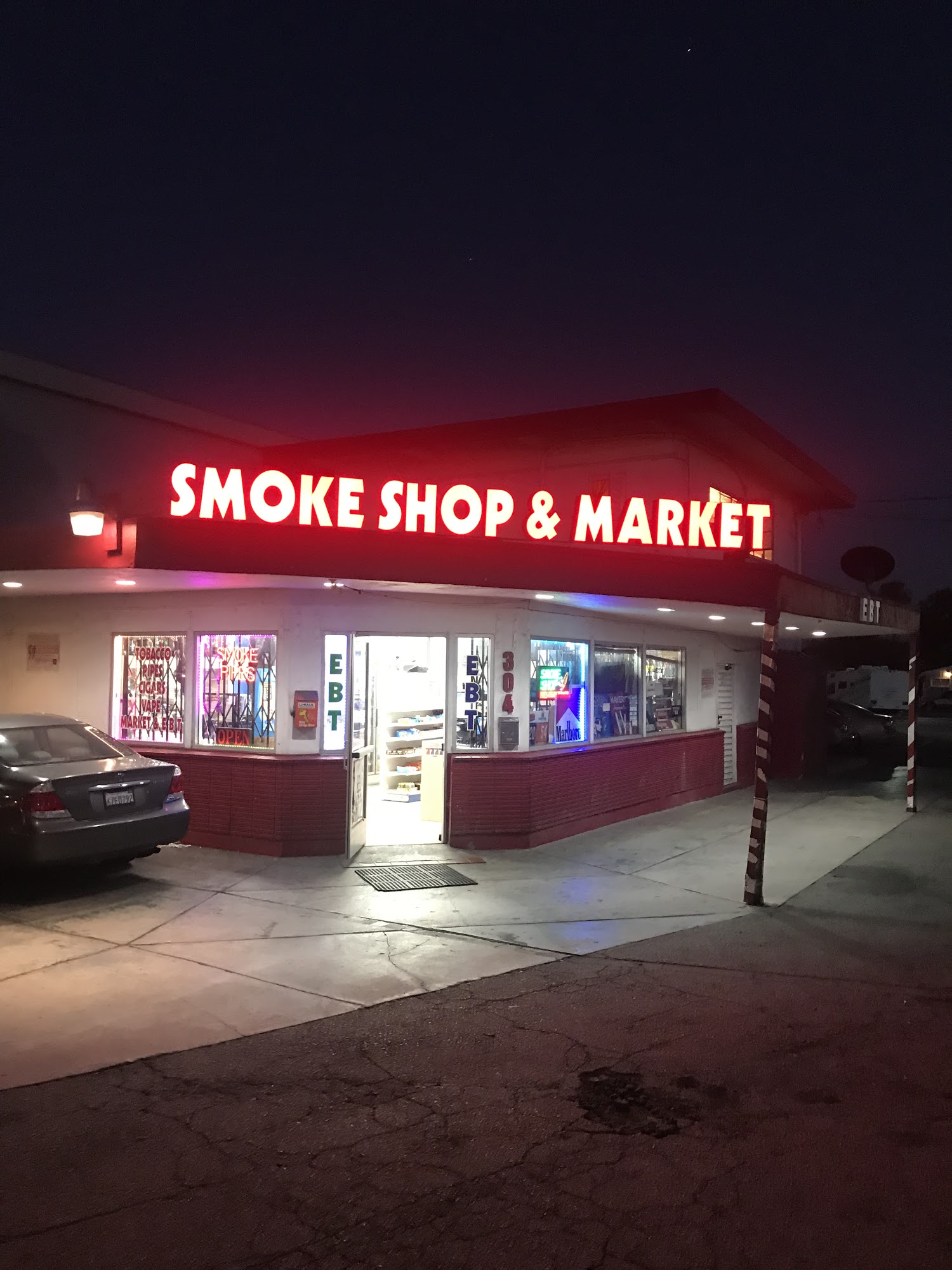 Magic Buzz II smoke shop