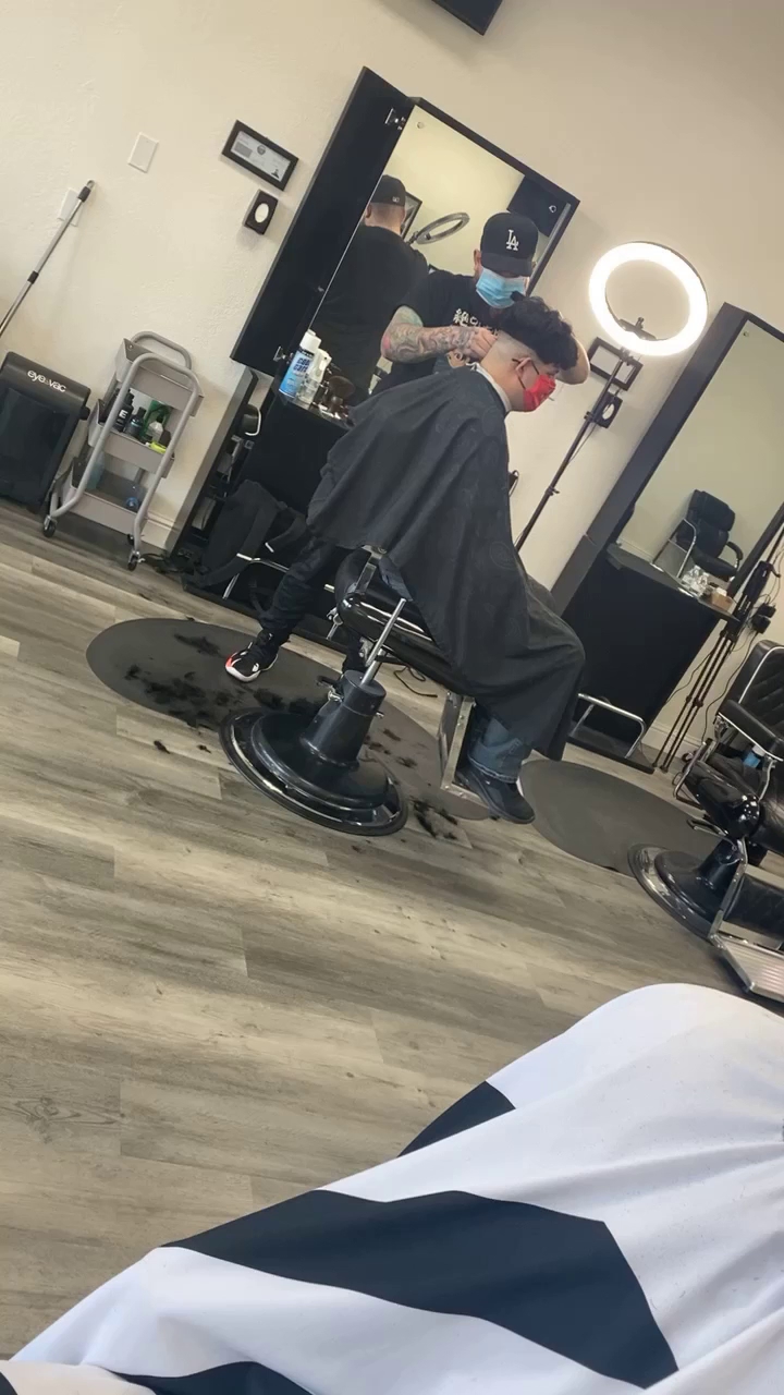 Diamond Blade Barber Studio