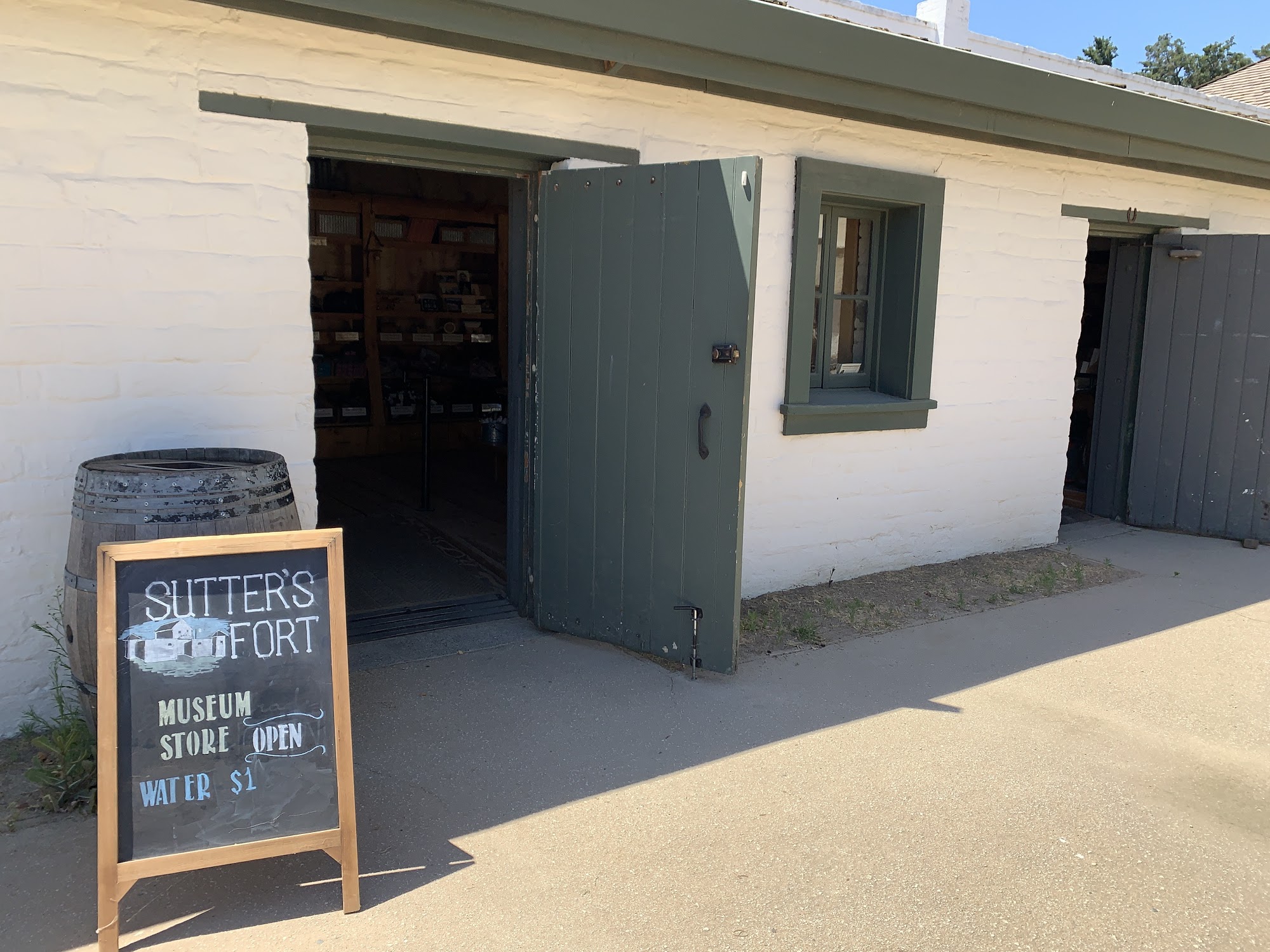 Sutter's Fort Museum Store