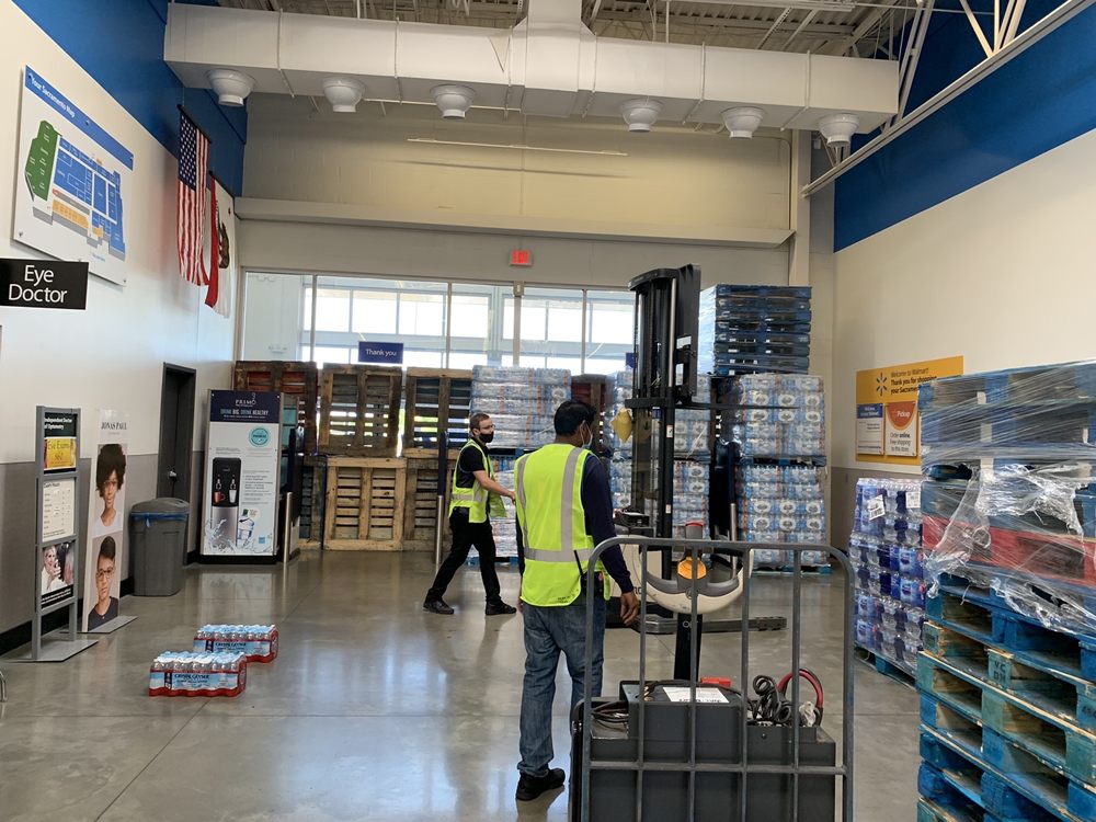 WALMART SUPERCENTER 8270 Delta Shores Cir S, Sacramento CA Hours