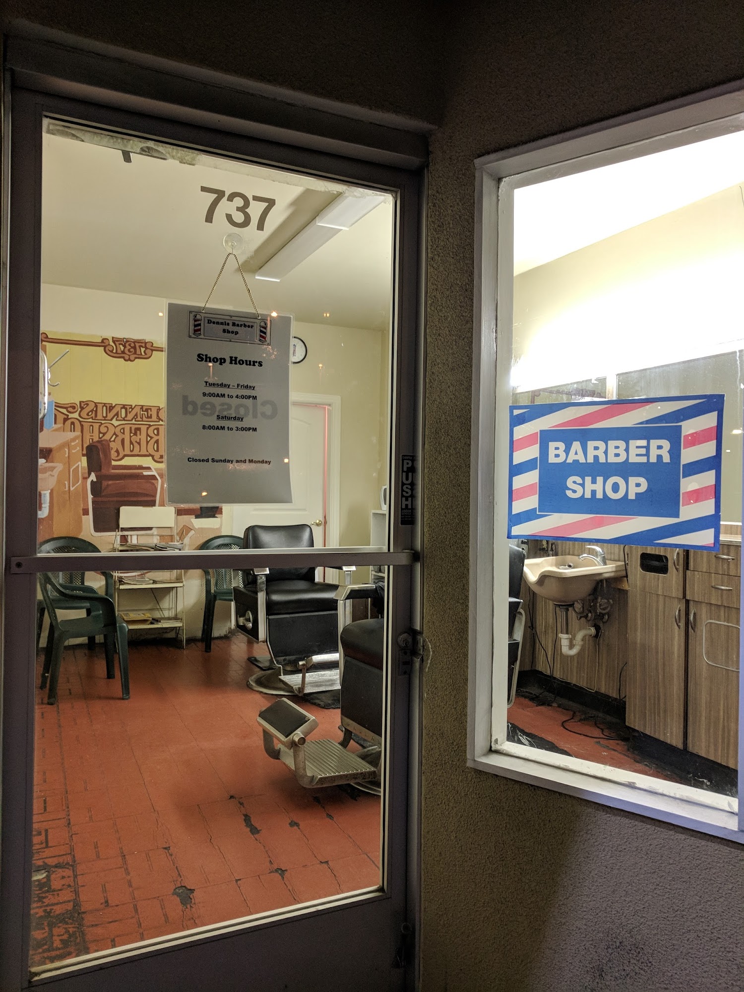 Dennis' Barber Shop