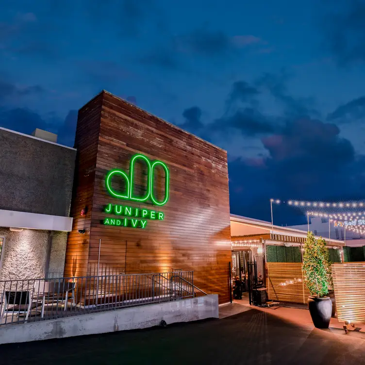 Photo credit: opentable