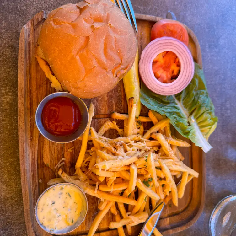 Photo credit: opentable