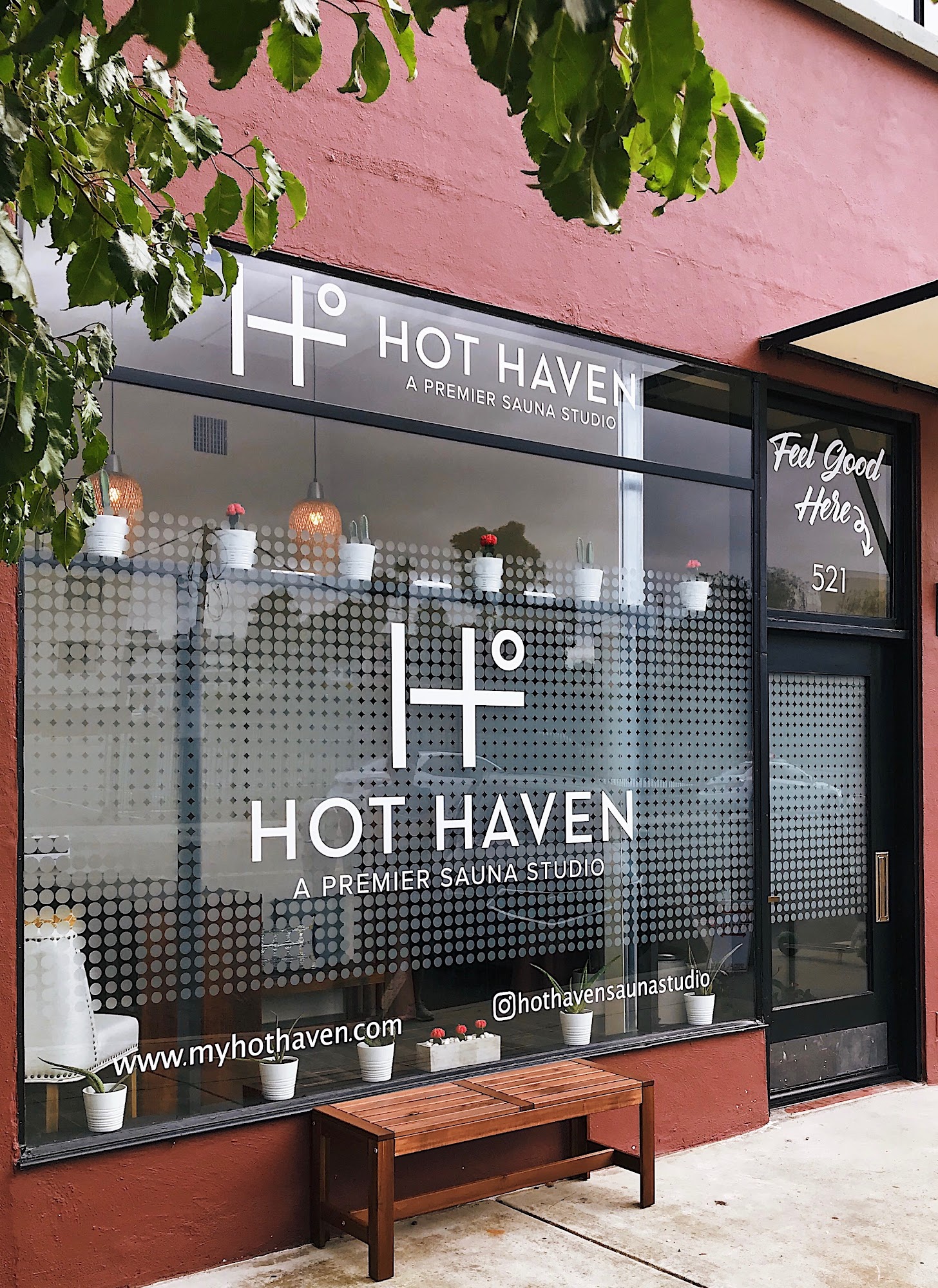 HOT HAVEN - Sauna Studio