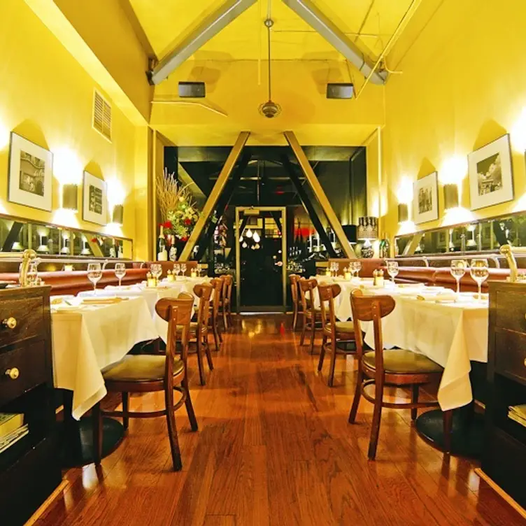 Photo credit: opentable