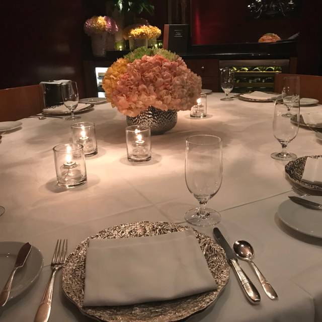 Photo credit: opentable