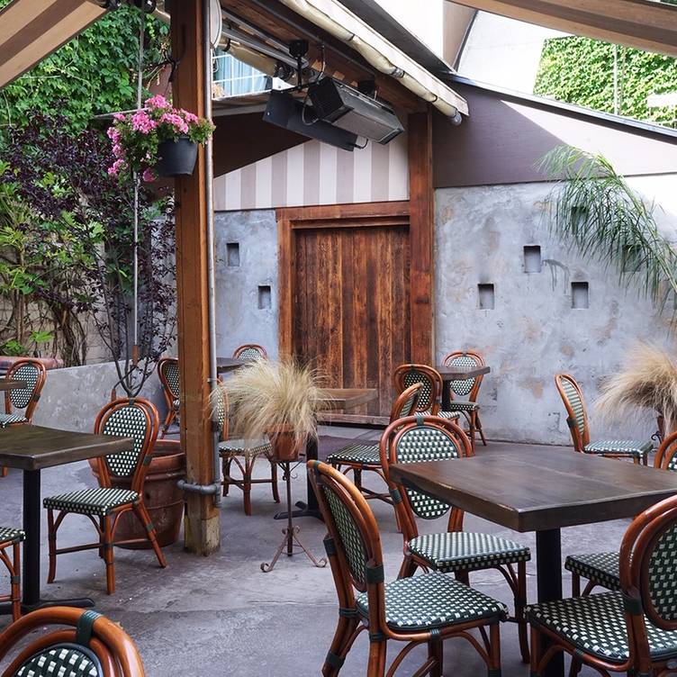 Photo credit: opentable