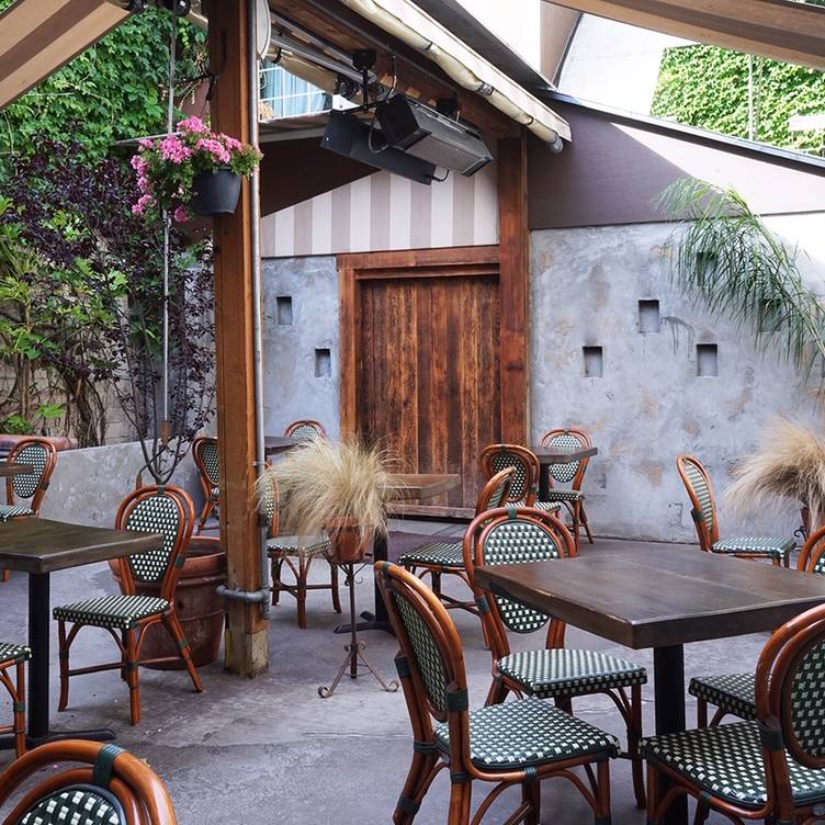 Photo credit: opentable