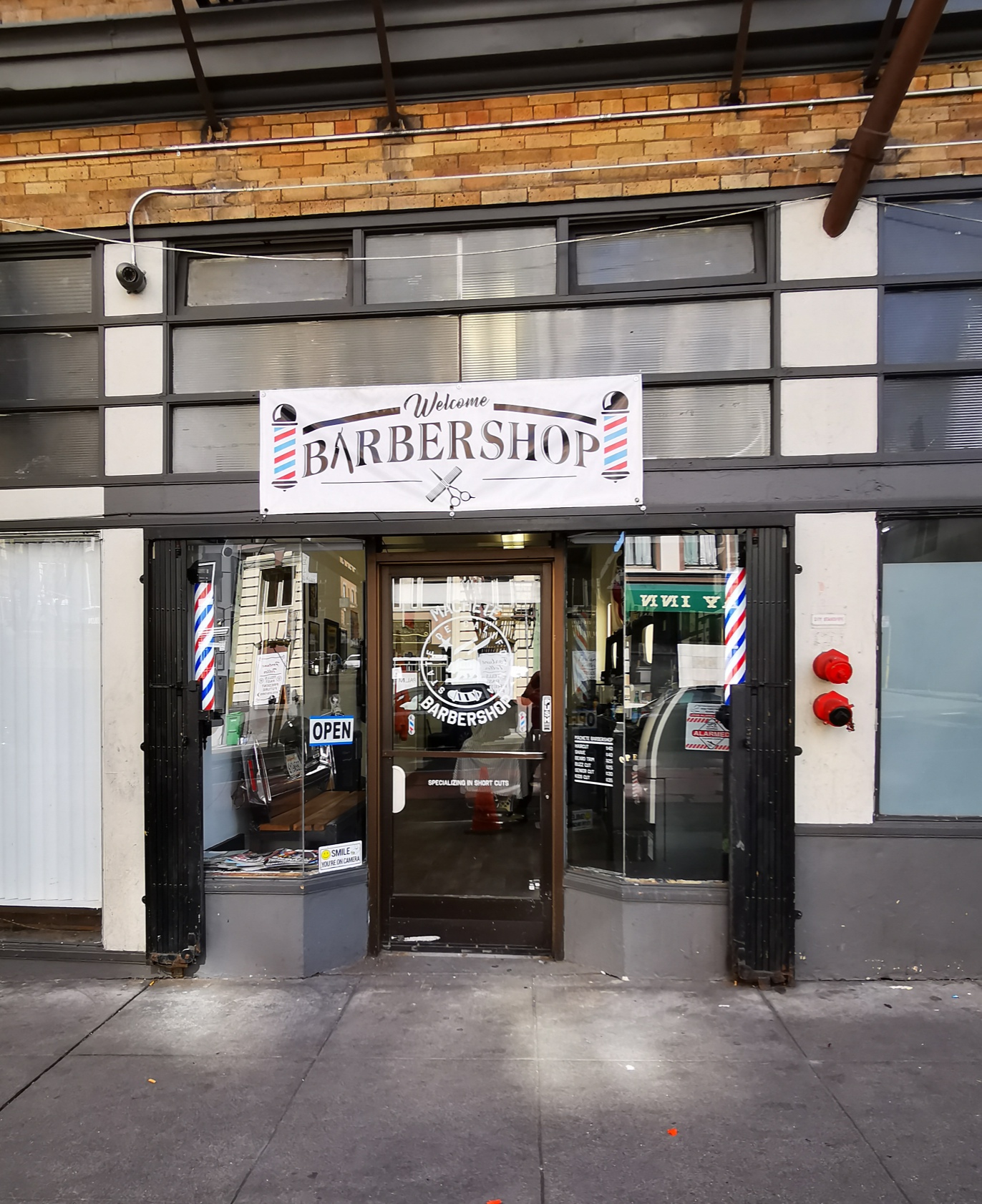 Machete Barber Shop.