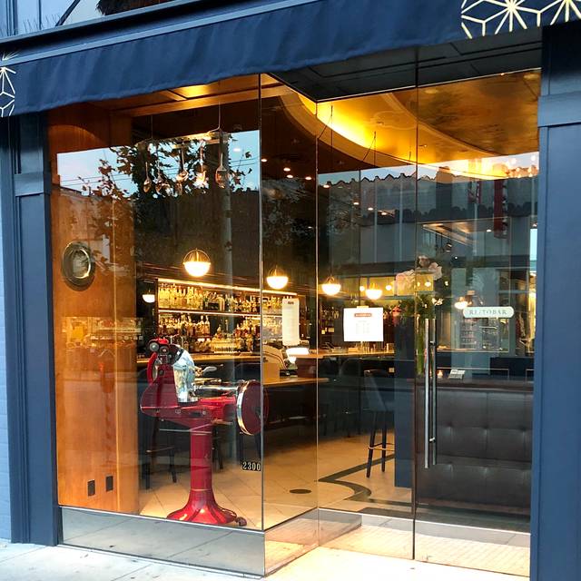 Photo credit: opentable