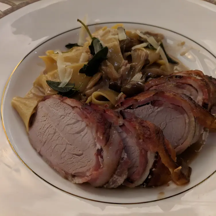 Photo credit: opentable