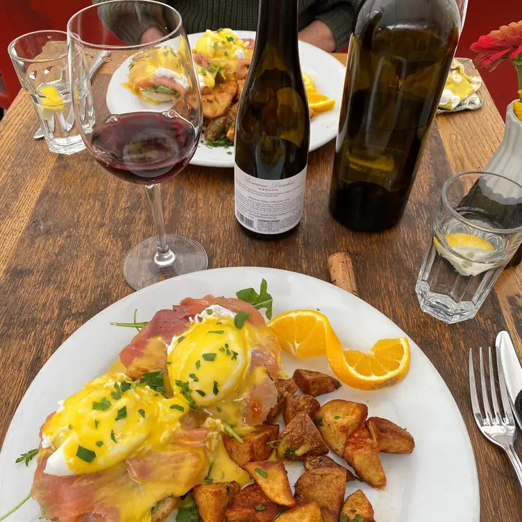 Photo credit: opentable