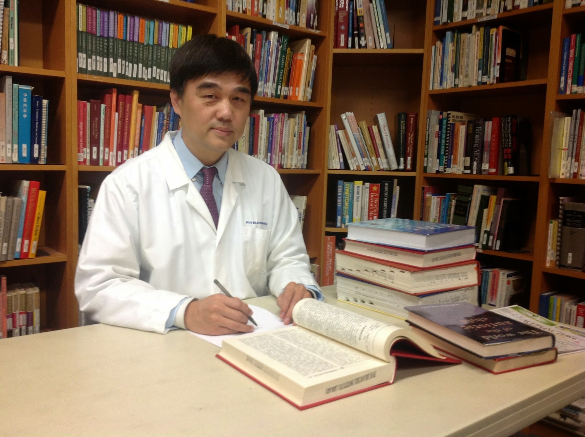 Dr. Yanzhong (Kevin) Zhu, Acupuncture, Heaven Man Integrated Healthcare
