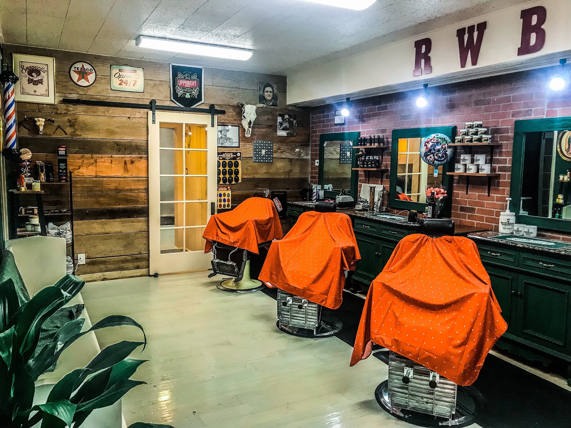 Red Wolf Barbershop