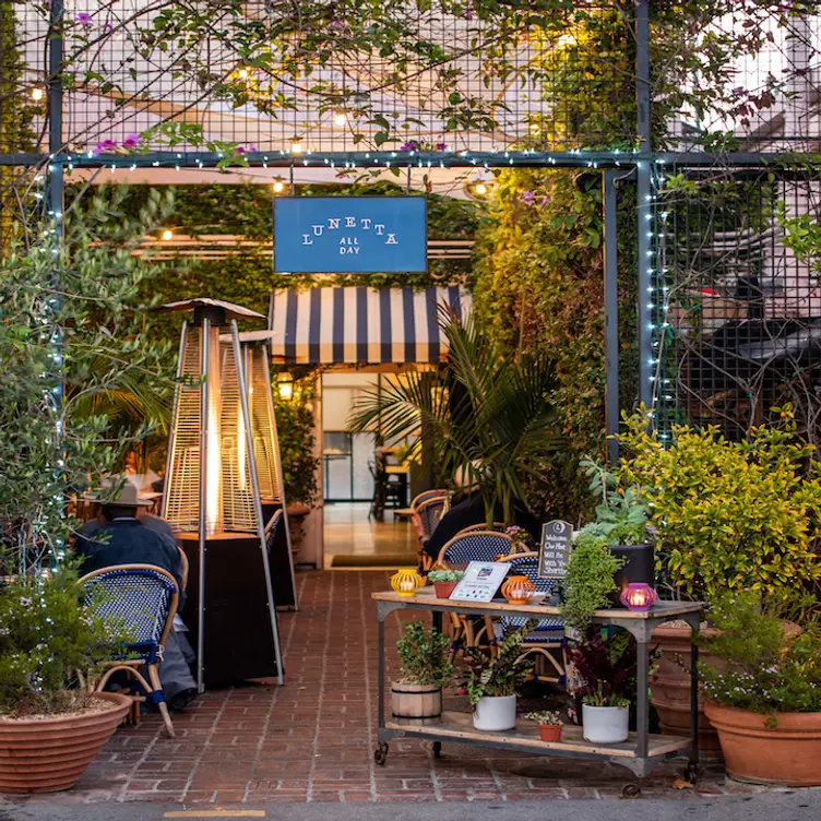 Photo credit: opentable
