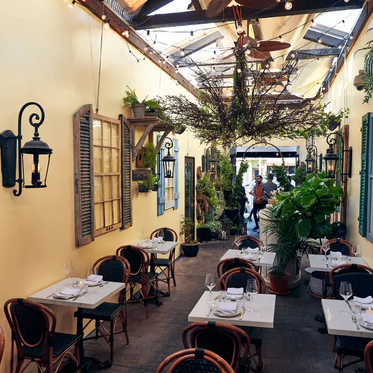 Photo credit: opentable