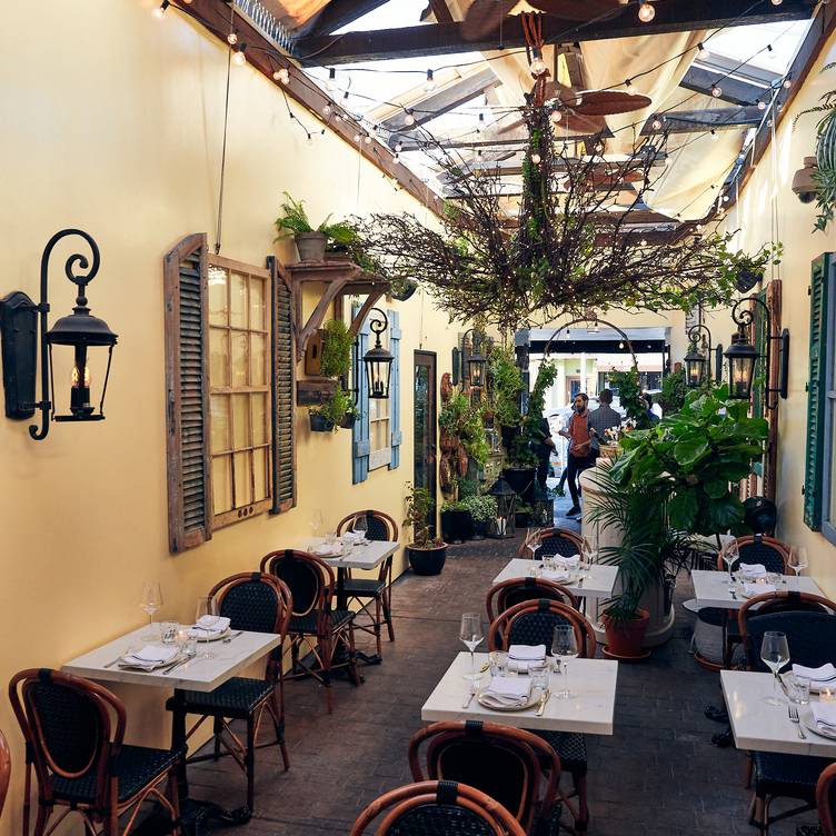 Photo credit: opentable
