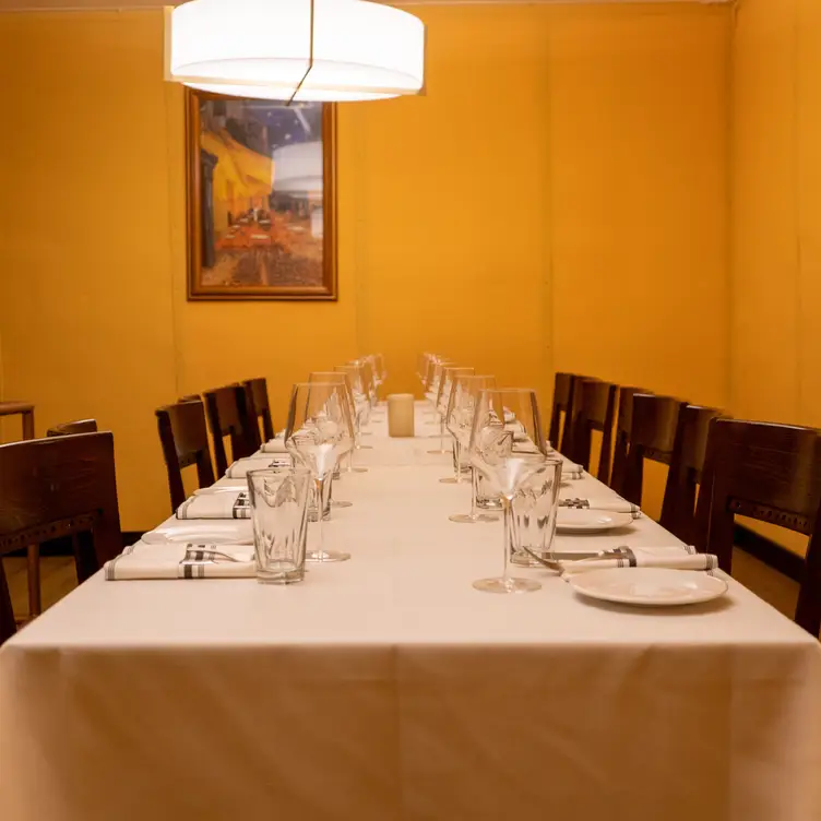 Photo credit: opentable