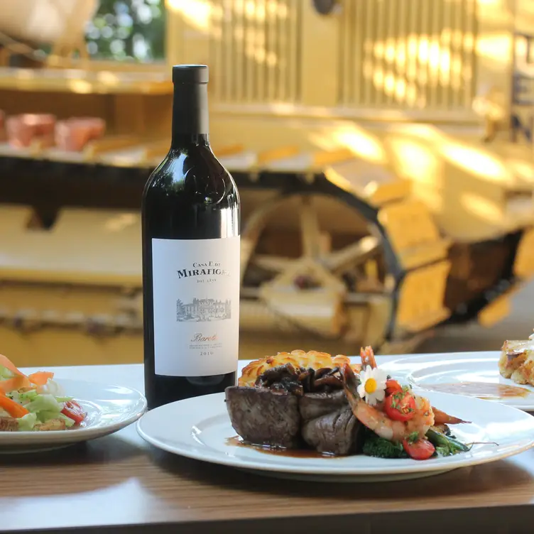 Photo credit: opentable