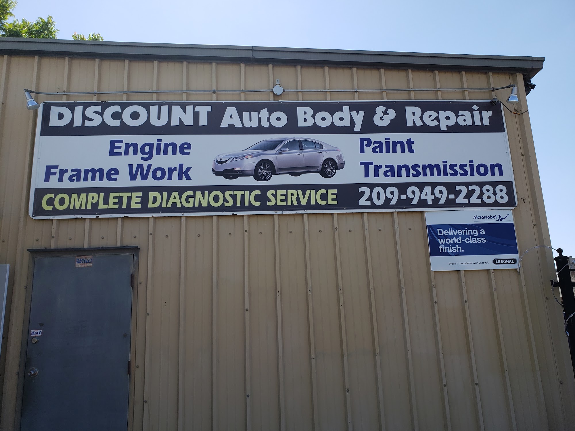 Discount Auto Body & Repair INC