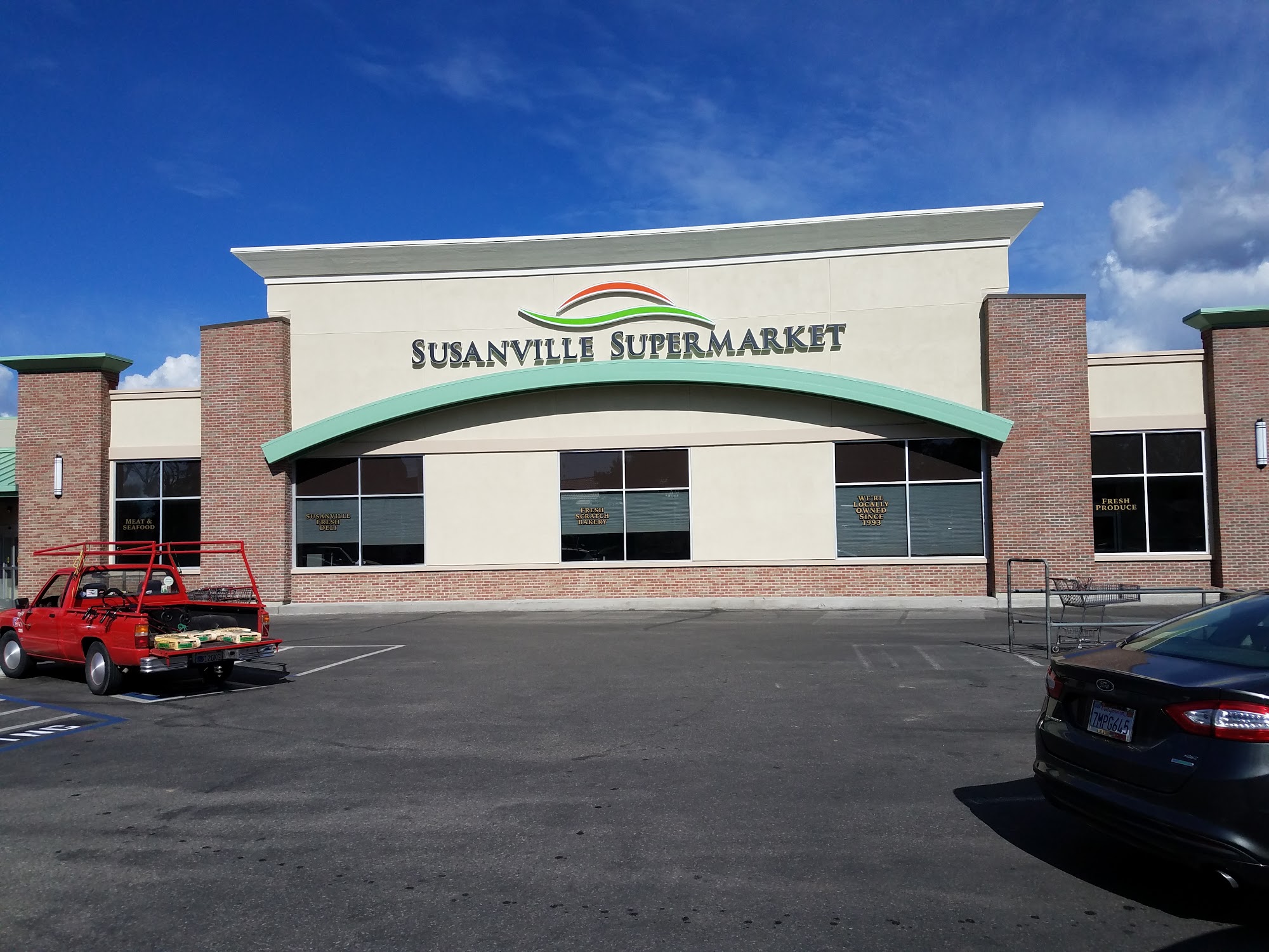 Susanville Supermarket IGA