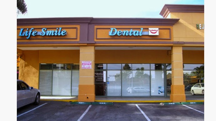 Life Smile Dental Center