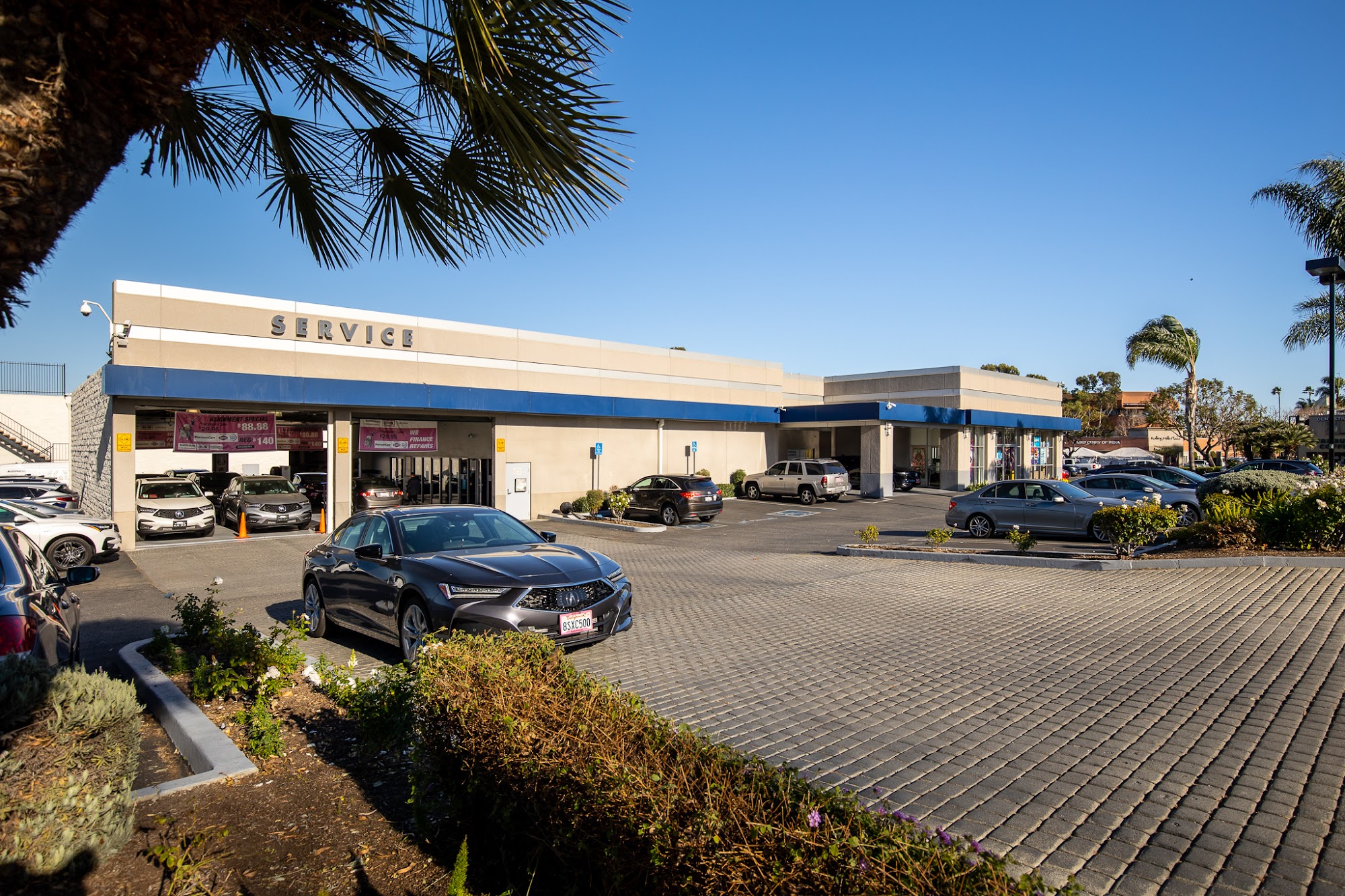 AutoNation Acura South Bay Service Center