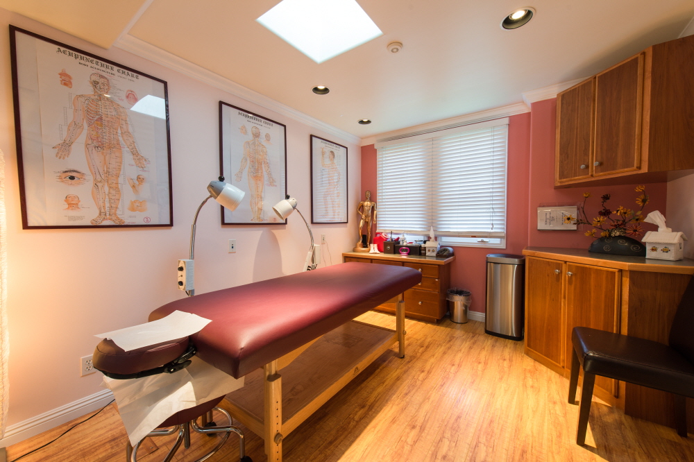 Tustin Chiropractic & Acupuncture Clinic