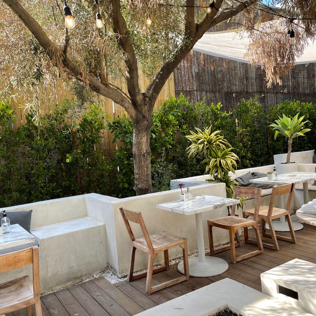 Photo credit: opentable
