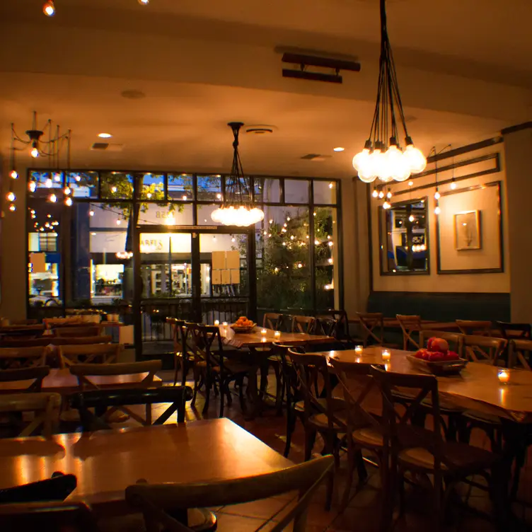 Photo credit: opentable