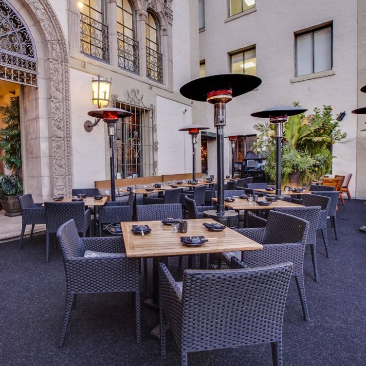 Photo credit: opentable